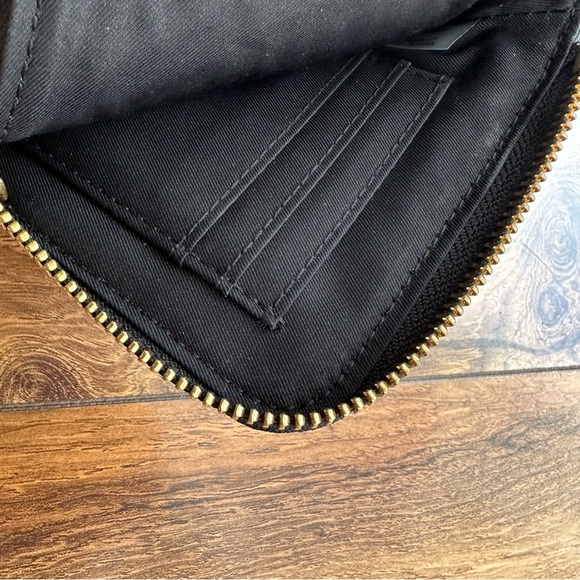 Tory Burch Fleming Phone Crossbody - Picture 5 of 9